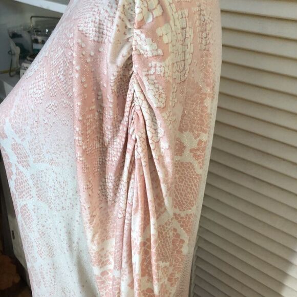 NWOT Juicy Couture Pink Shimmer Snakeskin Blouse with Ruched Sleeve. Small. - Picture 4 of 8